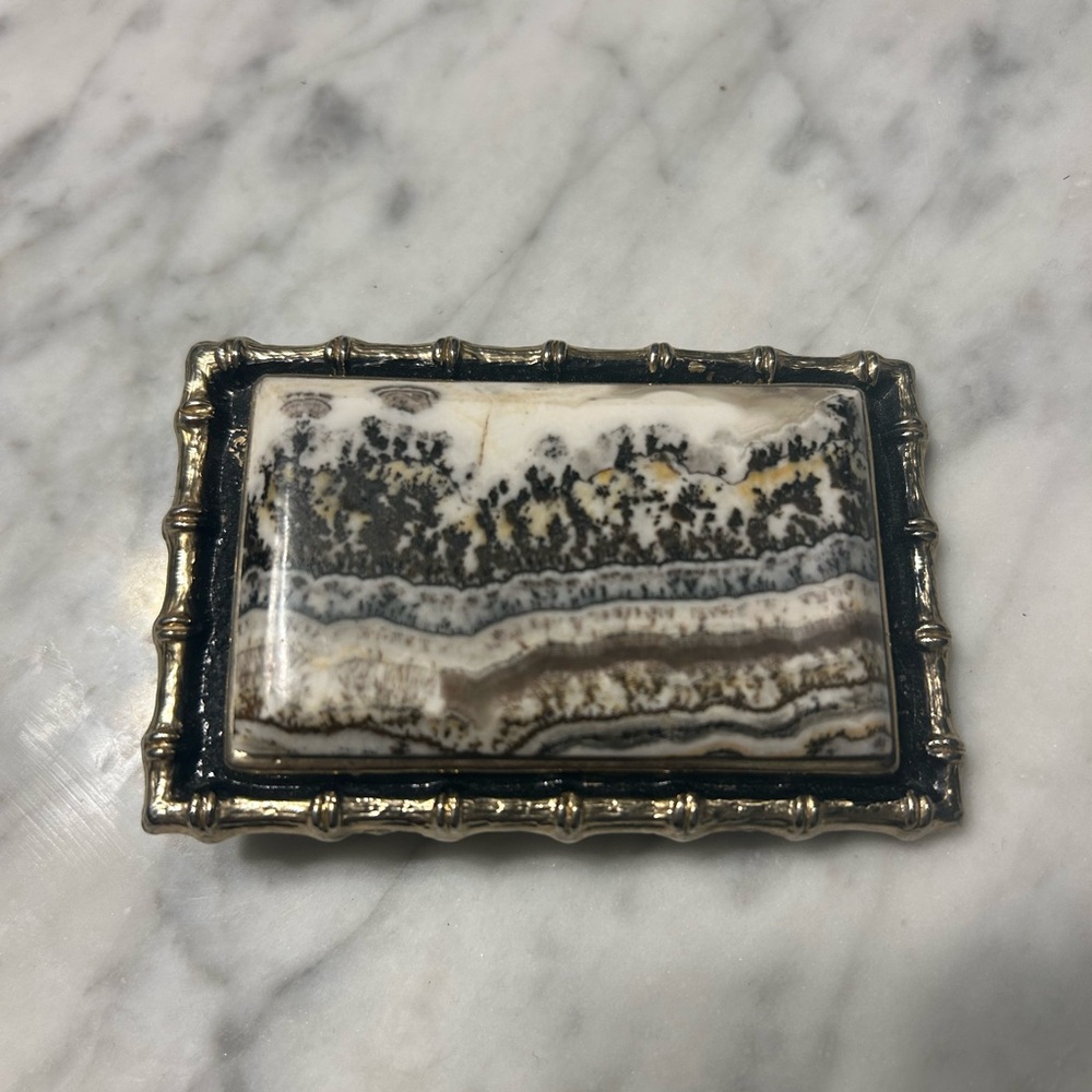 Stone/brass belt buckle